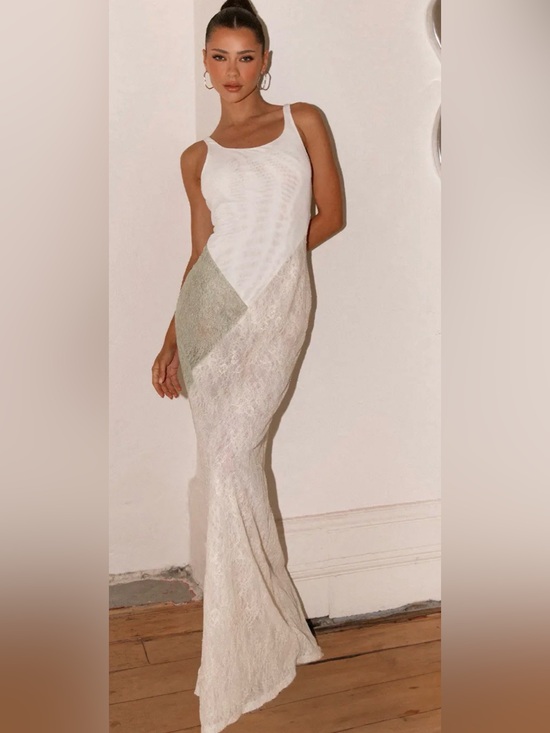 Peppermayo Dresses & Skirts - Peppermayo Lace Maxi Dress with Sage Panel